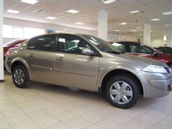 2009 Renault Megane Photos