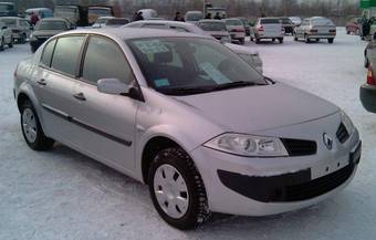 2009 Renault Megane Photos