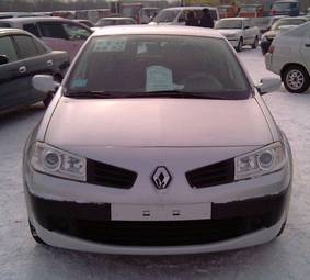 2009 Renault Megane Photos