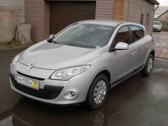 2011 Renault Megane Photos