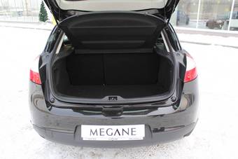 2010 Renault Megane Hatchback Pics