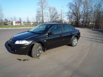 2008 Renault Megane Sedan Pictures