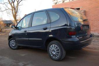 1998 Renault Scenic Photos