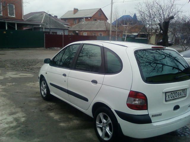 2000 Renault Scenic