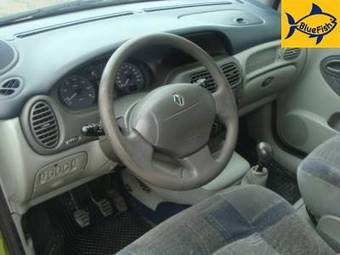 2000 Renault Scenic Images