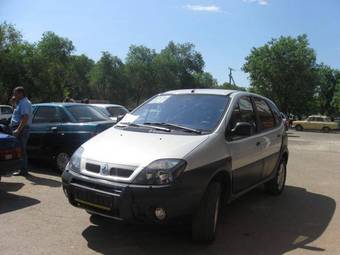 2000 Renault Scenic Photos