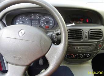 2001 Renault Scenic Photos