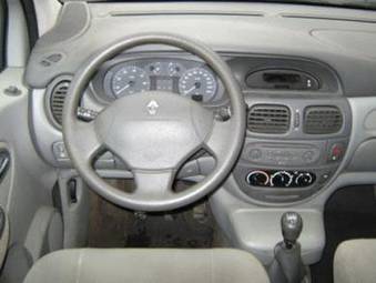 2002 Renault Scenic Photos