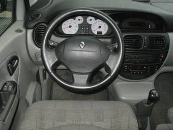 2002 Renault Scenic Photos