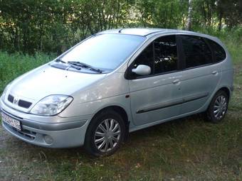 2002 Renault Scenic Photos