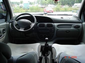 2002 Renault Scenic Pictures