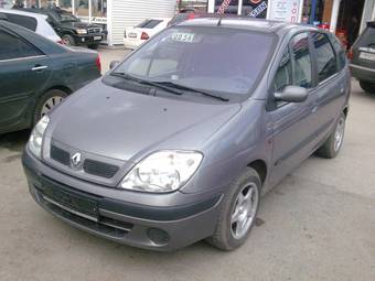 2003 Renault Scenic Photos