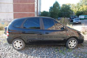 2003 Renault Scenic Photos