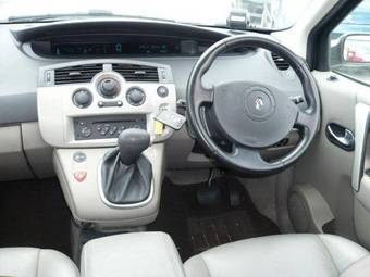2004 Renault Scenic Photos