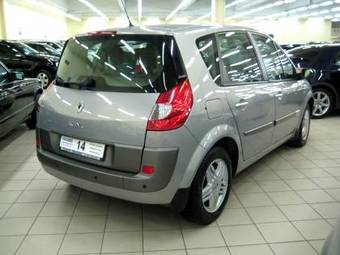 2004 Renault Scenic Photos