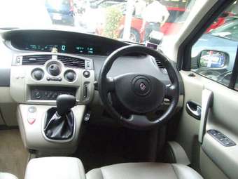 2005 Renault Scenic Photos