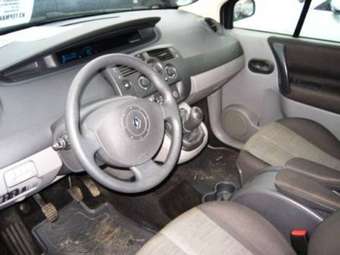 2005 Renault Scenic Photos