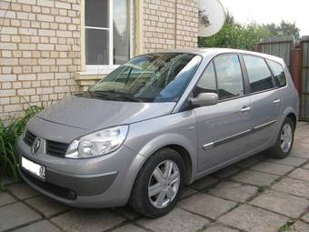 2005 Renault Scenic Pics