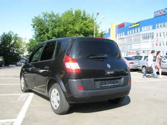 2006 Renault Scenic Photos