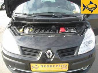 2008 Renault Scenic Photos