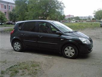 2008 Renault Scenic Photos