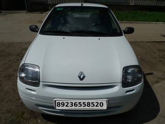2000 Renault Symbol Photos