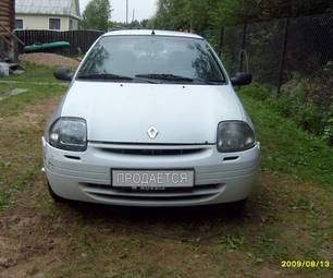 2001 Renault Symbol Wallpapers
