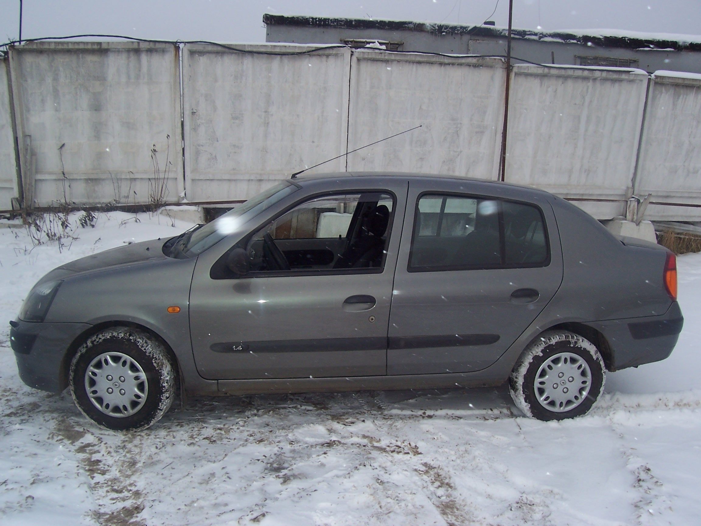 2002 Renault Symbol