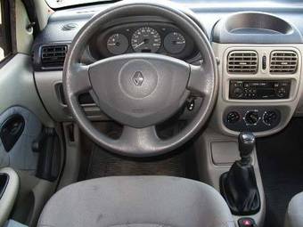 2002 Renault Symbol Pictures