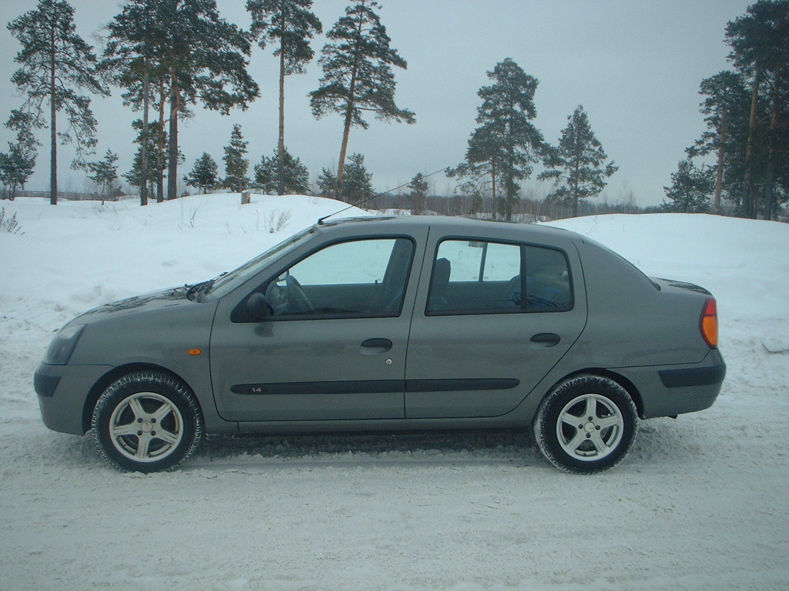2004 Renault Symbol
