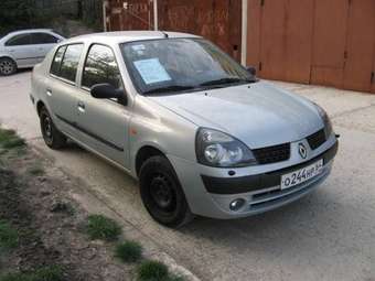 2004 Renault Symbol Photos
