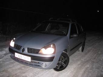 2004 Renault Symbol Photos