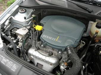 2004 Renault Symbol Wallpapers
