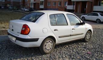2004 Renault Symbol Photos