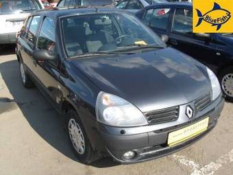 2004 Renault Symbol Pictures