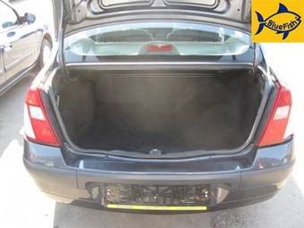 2004 Renault Symbol Pictures