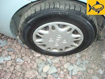 2004 Renault Symbol Images