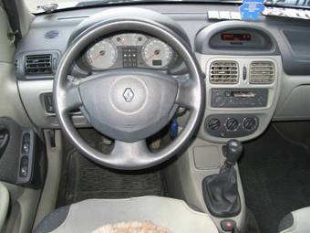 2004 Renault Symbol Images