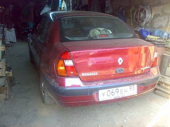 2004 Renault Symbol Pictures