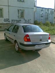 2004 Renault Symbol Pics