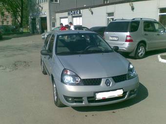 2005 Renault Symbol Pictures