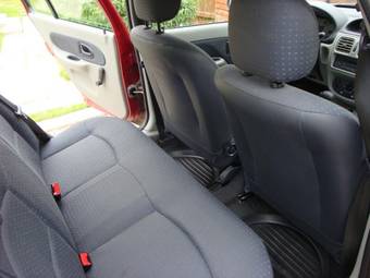 2006 Renault Symbol Pictures
