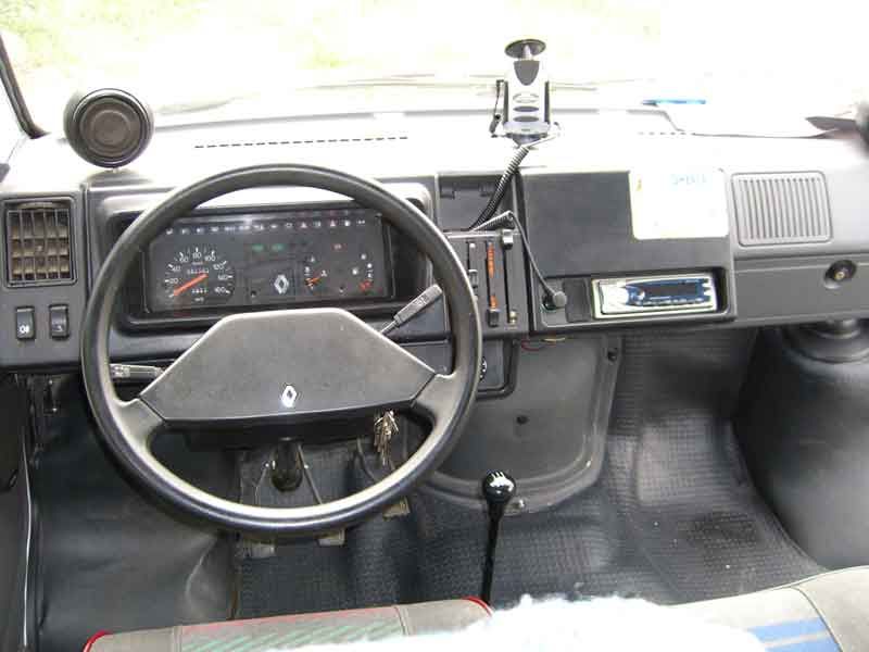 1993 Renault Trafic specs, Engine size 2165cm3, Fuel type Gasoline