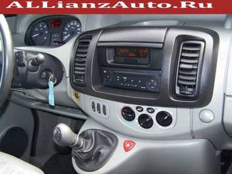 2006 Renault Trafic Pictures