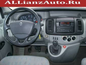 2006 Renault Trafic Pics