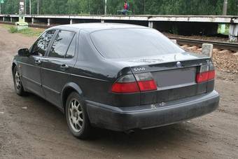 1998 Saab 9-5 Photos