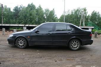 1998 Saab 9-5 Pictures