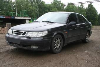 1998 Saab 9-5 Photos