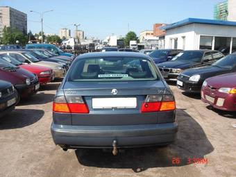 1999 Saab 9-5 Pictures