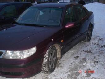 2000 Saab 9-5 Photos